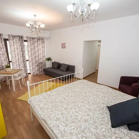Rainbow C Apartment Bucharest